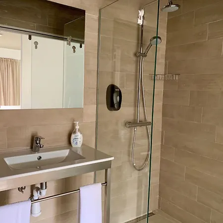 3 Caparica - Lisbon Gay Hotel 3*