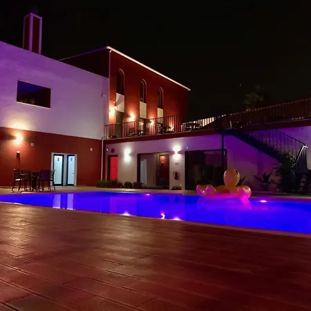 3 Caparica - Lisbon Gay Отель