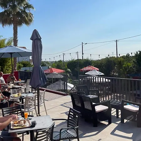 3 Caparica - Lisbon Gay 3*