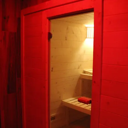 3 Caparica - Lisbon Gay 3*