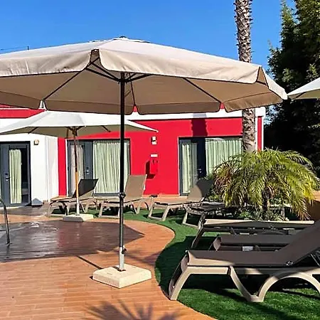 3 Caparica - Lisbon Gay تشارنكه