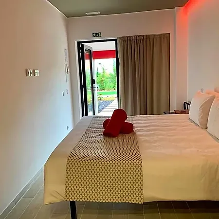 3 Caparica - Lisbon Gay فندق